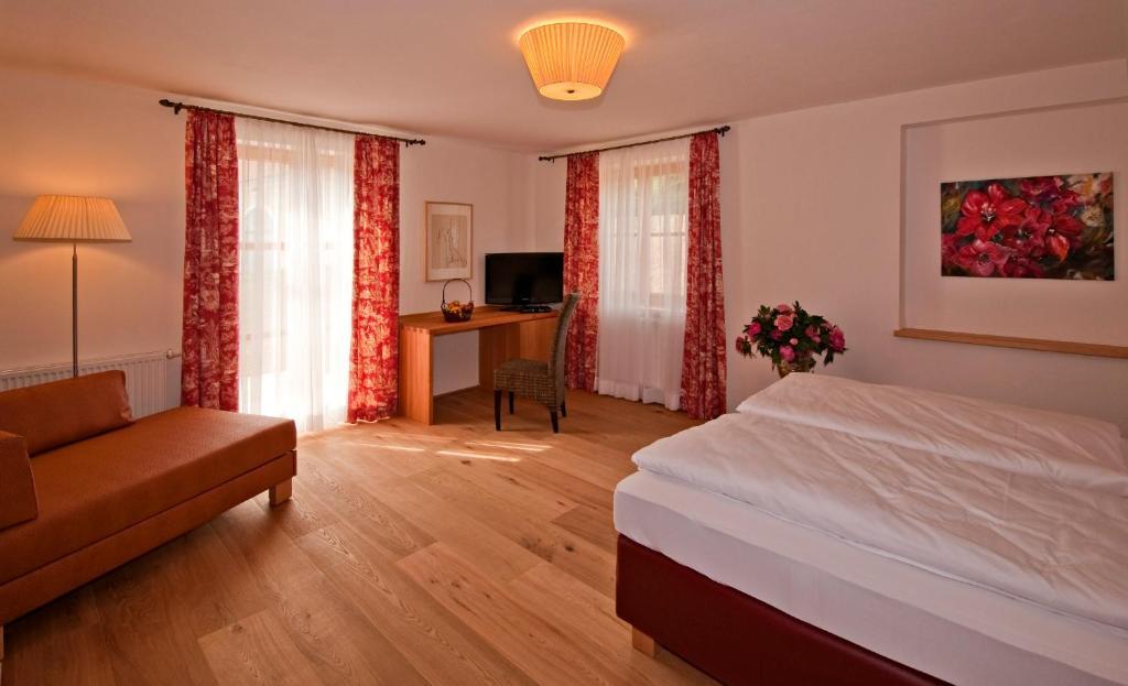 Gastehaus Schloss Bernau Hotel Fischlham Cameră foto